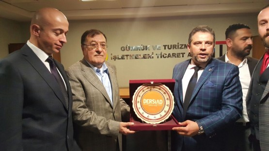 DERSİAD Nevşehir Heyeti NTSO Başkanı Parmaksız'ı Ziyaret Etti ..