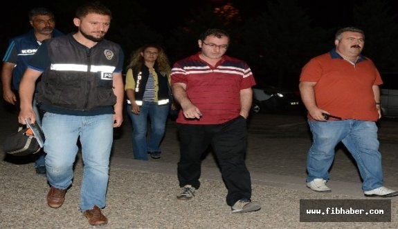 Aksaray'da 18 Hakim Ve Savcıya Fetö Operasyonu
