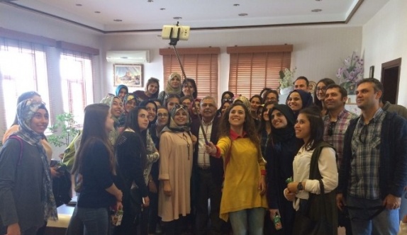 Konya Gençlik Merkezi üyelerinden Başkan Karaaslan’a ziyaret