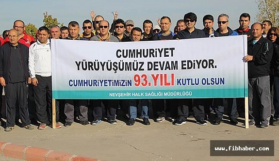 Nevşehir'de Cumhuriyet Yürüyüşü Yapıldı