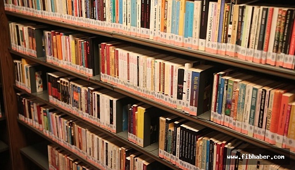 Nevşehir Halk Kütüphanesinde 484 bin 776 kitap bulunuyor