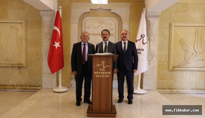 Kayseri Valisi Ve Başkan Büyükkılıç'dan Nevşehir Valisine Ziyaret