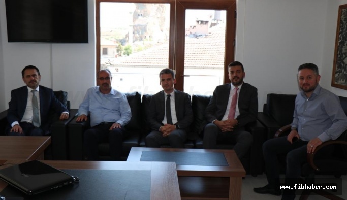 Vali Aktaş'dan, Ortahisar Belediye Başkanı Ateş'e Tebrik Ziyareti