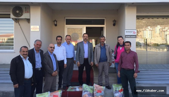 Nevşehir'de 28 Üreticiye yonca tohumu dağıtıldı