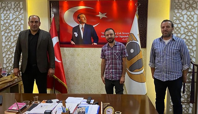Afrin Gazisi Didinmez'den Kaymaklı Belediye Başkanı Çekiç'e Ziyaret