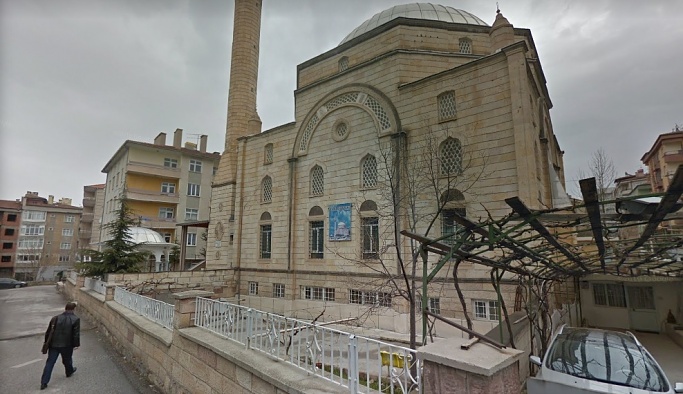 Nevşehir'de caminin elektriğini kullanan genç helallik istedi