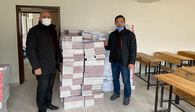Nevşehir'de Sınavlara Hazırlık Kitaplarının Dağıtımı Yapıldı