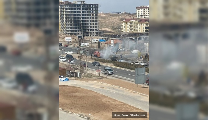 Nevşehir'de seyir halindeki araçta yangın