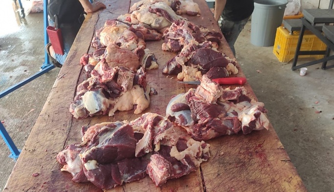 Ülkü Ocakları Nevşehir'de 350 aileye kurban eti dağıttı