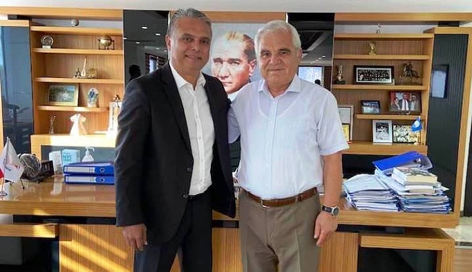 Başkan Gülmez Muratpaşa belediyesini ziyaret etti
