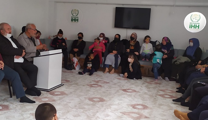 Nevşehir kandili İHH yetim çocuklarla kutladı