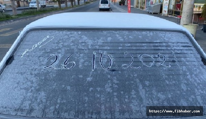 Nevşehir'e kar değil kırağı düştü! Termometreler eksi 3'ü gösterdi