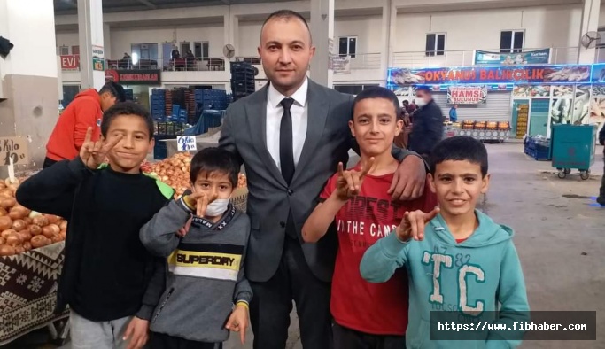 Başkan Türker, gençlere ve çocuklara önem veriyor