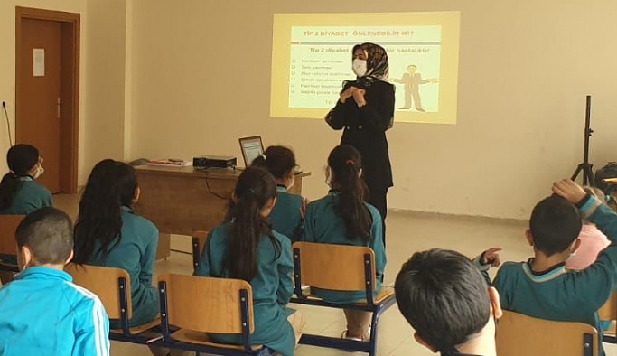 Diyetisyen Hanne Nur Karataş'tan 'Dünya Diyabet Günü' semineri