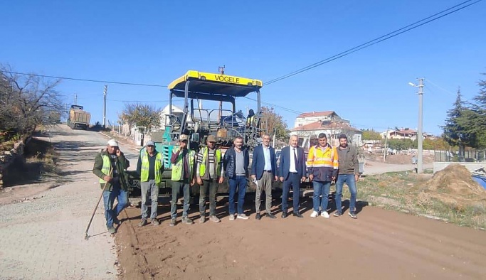 Hacıbektaş'ta asfaltlama çalışmaları sona eriyor