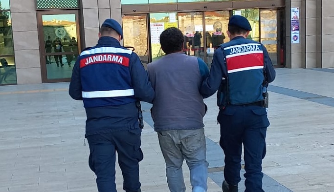 Nevşehir'de Başkasına Ait Kredi Kartını Kullanan Zanlı Tutuklandı