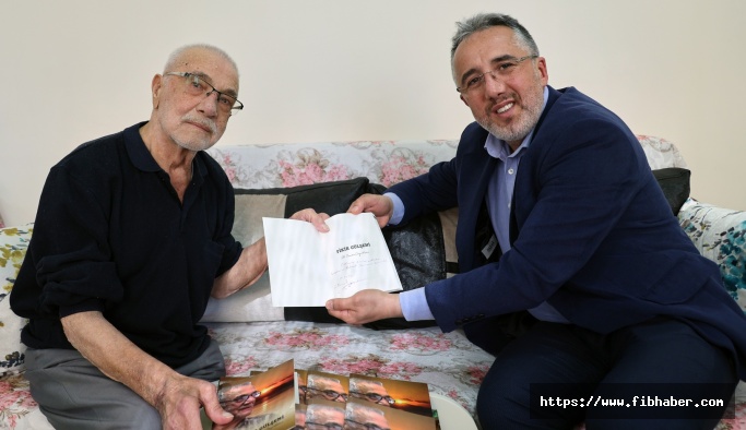 Başkan Savran 73 Yaşındaki Gaziye Verdiği Kitap Sözünü Tuttu