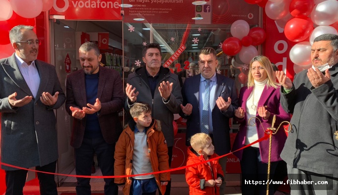 Nevşehir'de Terlemez İletişim Vodafone bayisi açıldı
