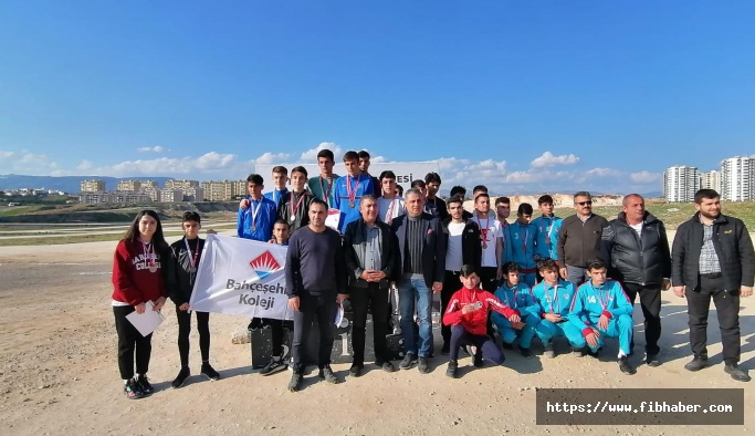 Bahçeşehir Koleji Atletizm Takımı Türkiye Şampiyonası'nda