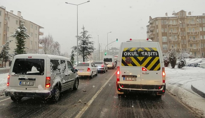 Nevşehir'de kar bereketi mutluluğu! Kar yağışı ne kadar sürecek?