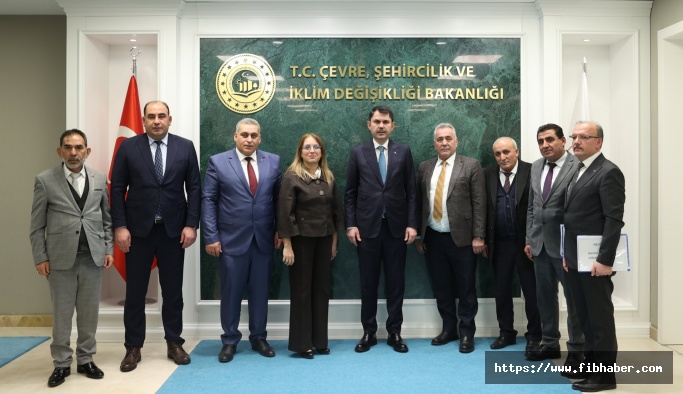 Nevşehir'in MHP'li Belediye Başkanları Bakan Kurum'la Görüştü