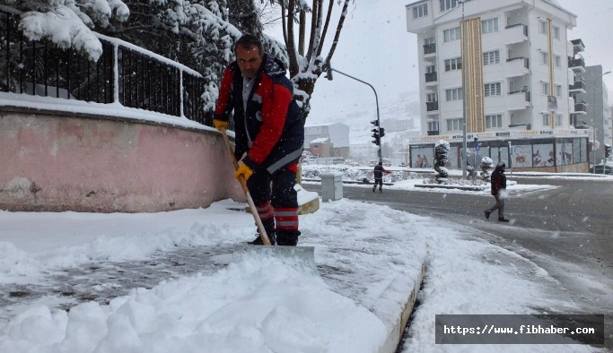 Nevşehir'de karla mücadelede 139 araç ve 637 sahada