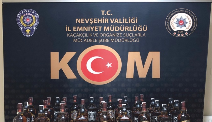 Nevşehir’de sosyal medyadan kaçak içki satan 2 kişi gözaltına alındı
