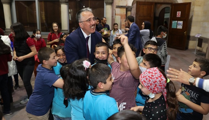 Nevşehir'de Çocuk Kitapları Fuarı ve Çocuk Şenliği Sona Eriyor