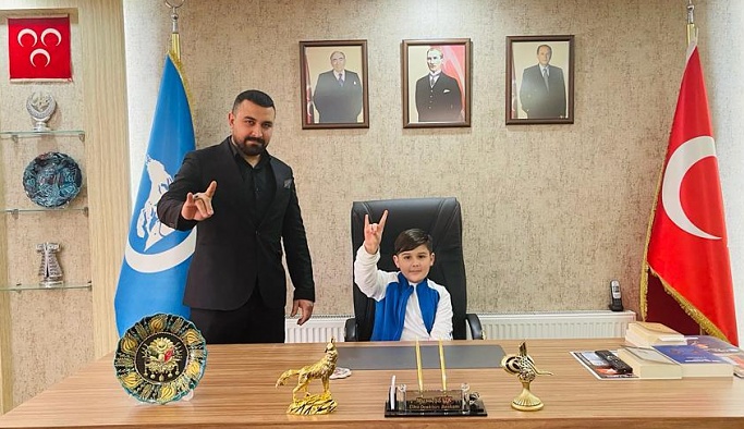 Nevşehir Ülkü Ocakları Başkanı Şevik, koltuğunu Kardaş'a devretti