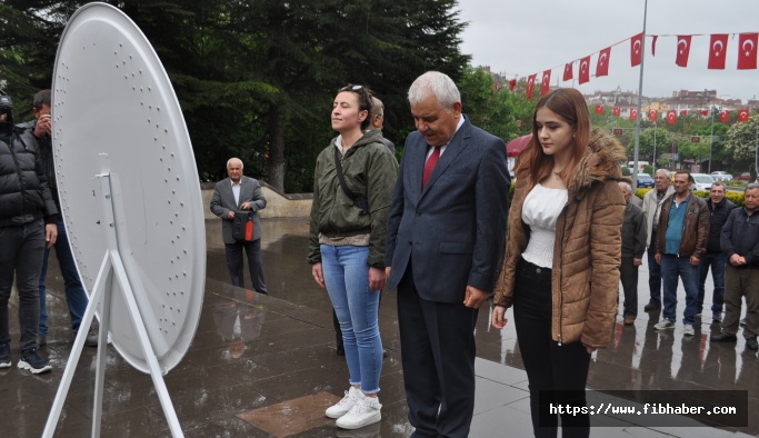 CHP Nevşehir, 19 Mayıs'ta Atatürk Anıtı'na Çelenk Koydu