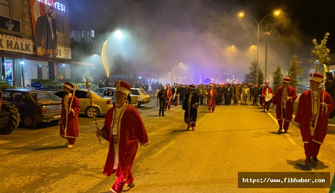 Kozaklı'da Fener Alayı Yürüyüşü Düzenlendi
