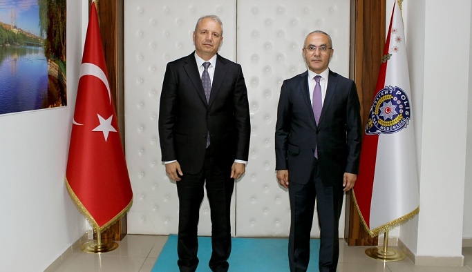NEVBİAD Başkanı Tekin, Emniyet Müdürü Loğoğlu’na hayırlı olsun ziyareti