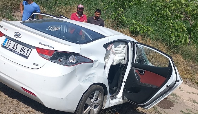 Nevşehir Boğazköy yolunda kamyonet ile otomobil çarpıştı: 1 ölü