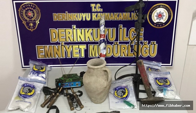 Nevşehir'in Derinkuyu ilçesinde kaçak kazı yaptıkları evde suçüstü