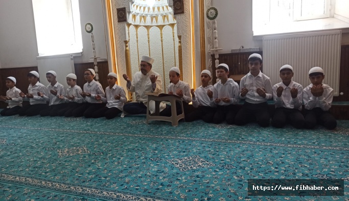 Nevşehir Merkez Karasoku Camiinde Yaz Kur'an Kursu Tamamlandı
