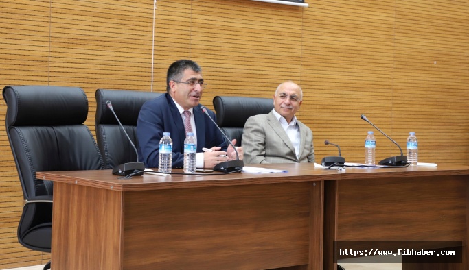 Rektör Aktekin Eğitim Fakültesi’nin Akademik Kurul Toplantısına Katıldı