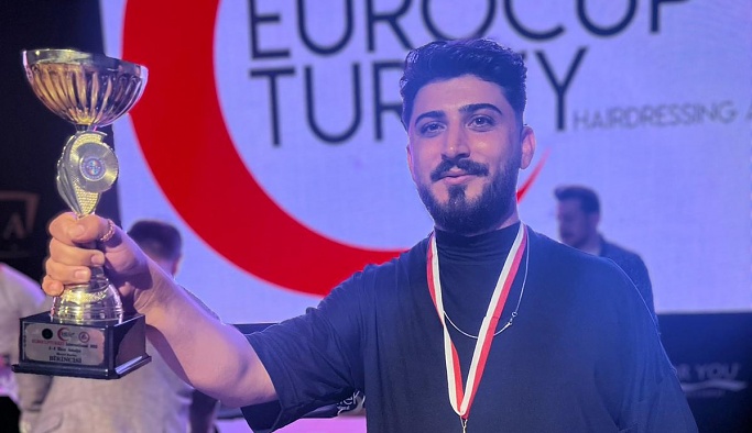 Nevşehirli kuaför Volkan Aydın dünya şampiyonu oldu
