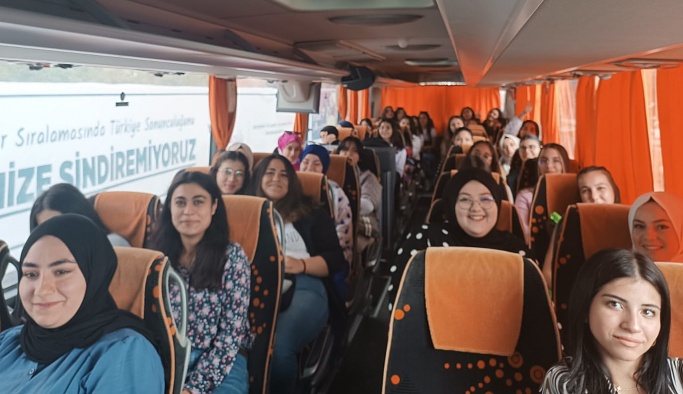 NEVÜ Kozaklı MYO 1. Sınıf Öğrencileri Kapadokya’yı Gezdi