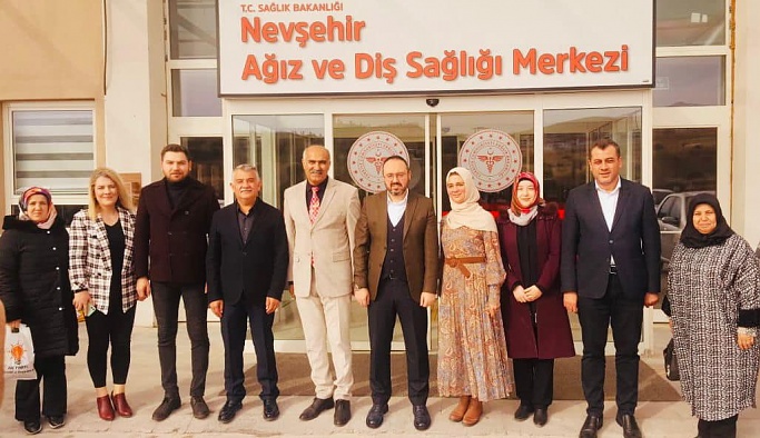 Nevşehir'de AK Parti Diş Hekimleri Gününü Unutmadı
