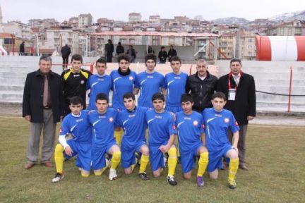 Nevşehir Üniversitesi Gençlik Takımı Ürgüp Sporu 3-2 Yendi